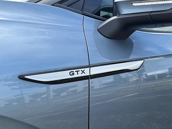 Volkswagen ID.4 GTX 10 of 30