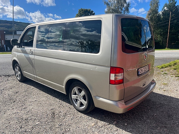 Volkswagen Transporter 3 of 13