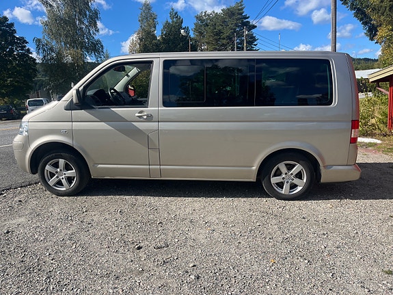 Volkswagen Transporter 2 of 13