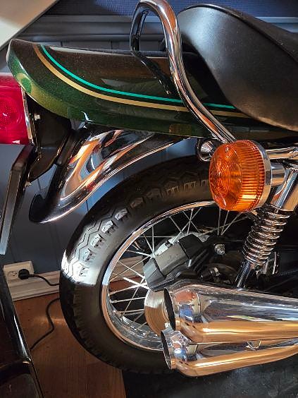 Kawasaki KZ 1000 4 of 6