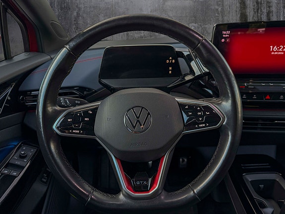 Volkswagen ID.4 GTX 14 of 18