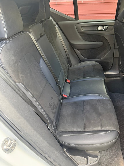Volvo XC40 28 of 30