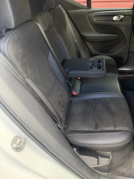 Volvo XC40 29 of 30