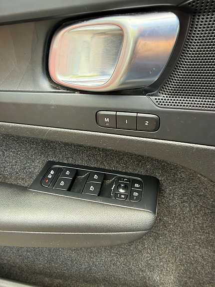 Volvo XC40 21 of 30
