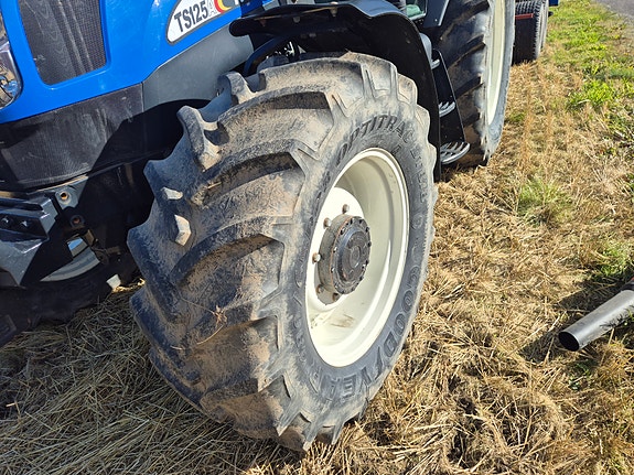 New Holland TS125A kun 2115 Timer 21 of 30