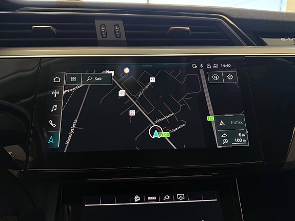 Audi e-tron 17 of 29