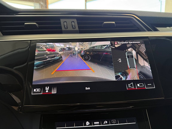 Audi e-tron 20 of 29