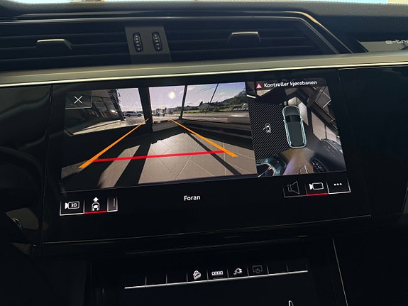 Audi e-tron 25 of 29