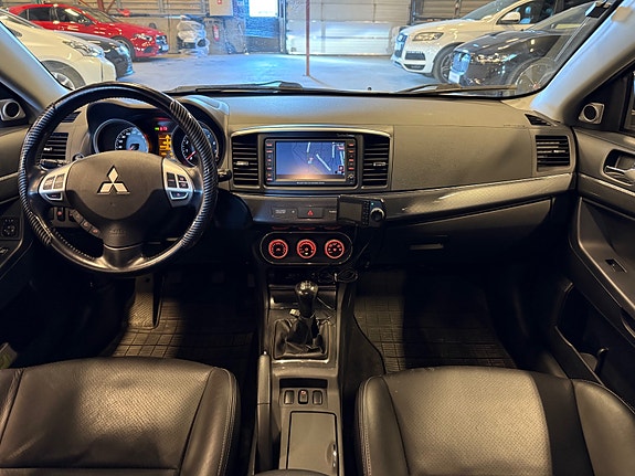 Mitsubishi Lancer 20 of 23