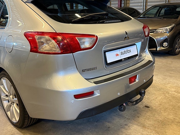Mitsubishi Lancer 10 of 23