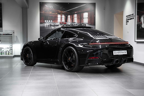 Porsche 911 5 of 30