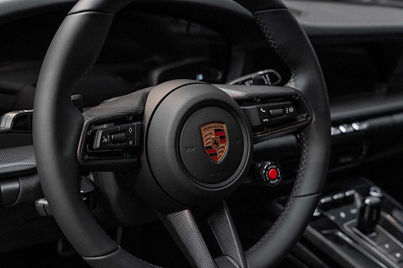 Porsche 911 21 of 30