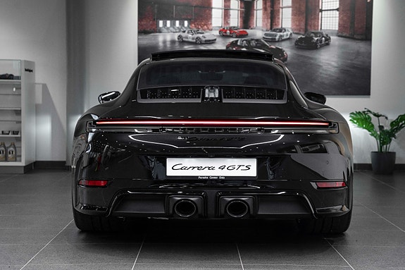 Porsche 911 6 of 30
