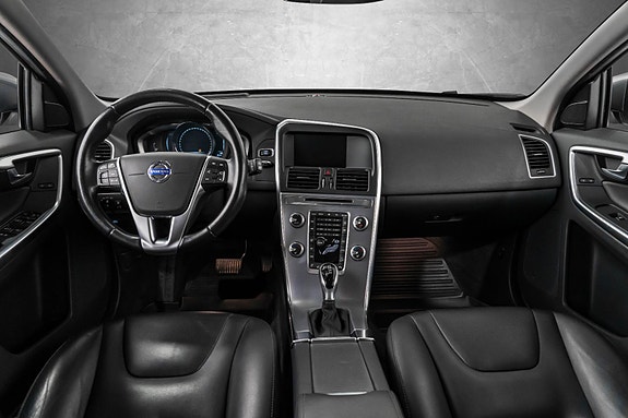 Volvo XC60 20 of 25