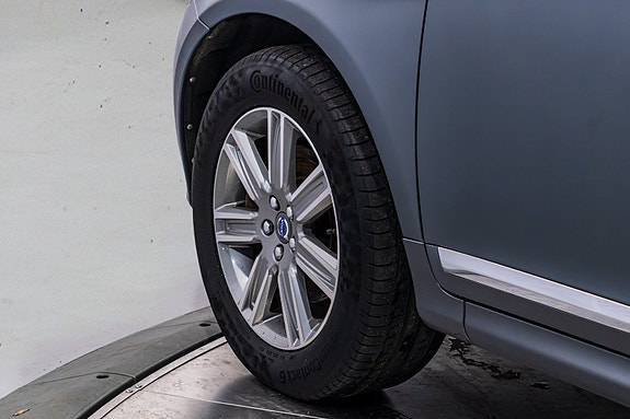 Volvo XC60 9 of 25