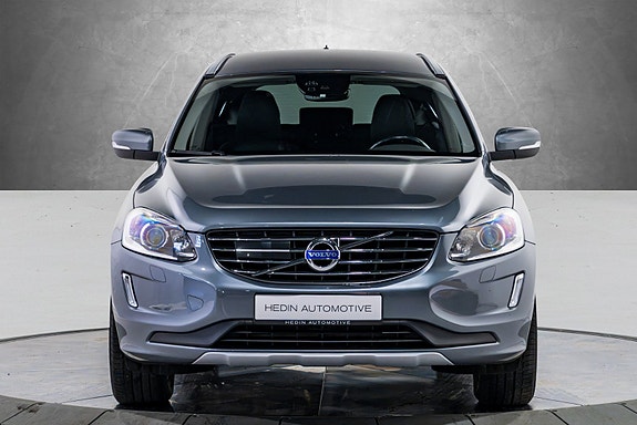 Volvo XC60 4 of 25