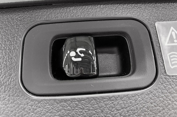 Mercedes-Benz C-KLASSE-ALL-TERRAIN 15 of 18