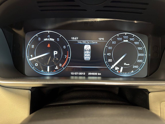 Land Rover Range Rover Sport 18 of 30