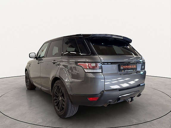 Land Rover Range Rover Sport 11 of 30