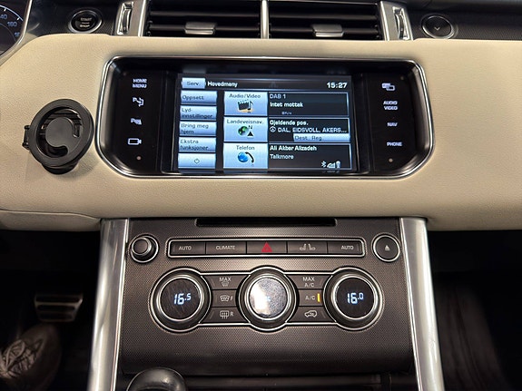 Land Rover Range Rover Sport 26 of 30