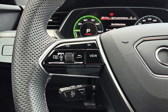 Audi e-tron Sportback 8 of 18