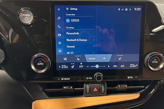Lexus NX450h 22 of 25