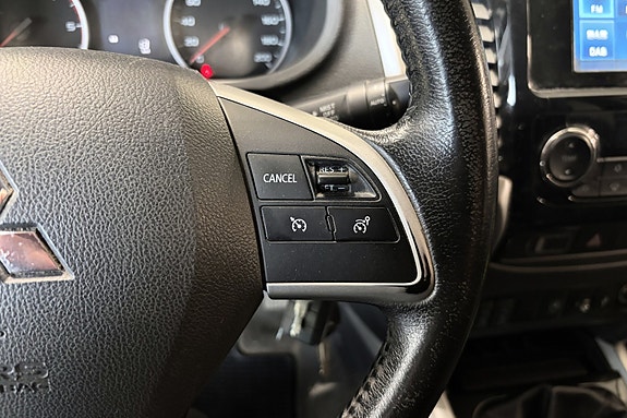 Mitsubishi L200 23 of 28