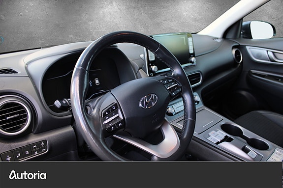 Hyundai Kona 11 of 23