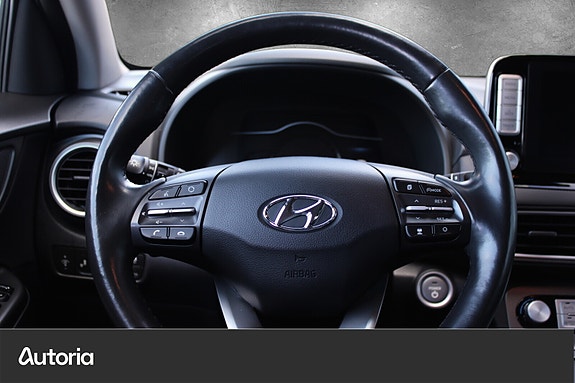 Hyundai Kona 14 of 23