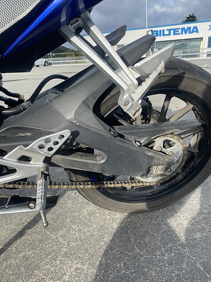 Yamaha YZF-R 125 11 of 23