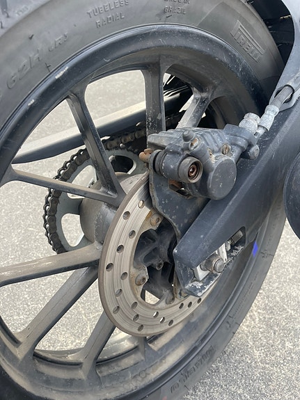 Yamaha YZF-R 125 17 of 23