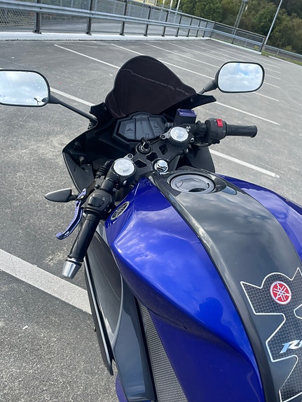 Yamaha YZF-R 125 8 of 23