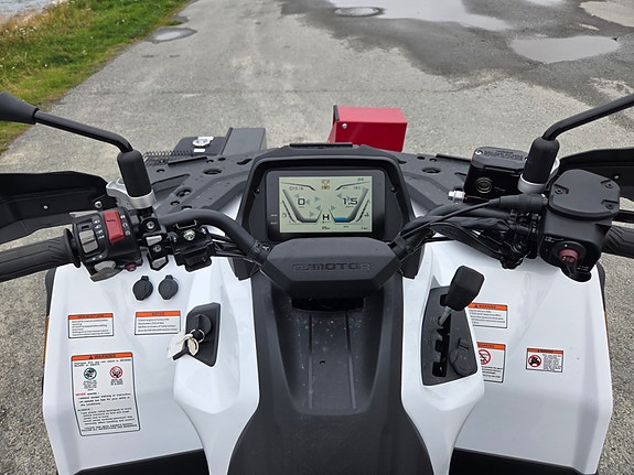 QJ Motor SFA1000 Touring Deluxe med Snøfreser 7 of 13