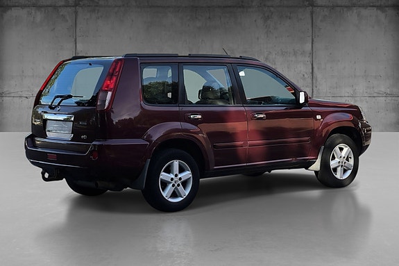 Nissan X-Trail 7 of 12