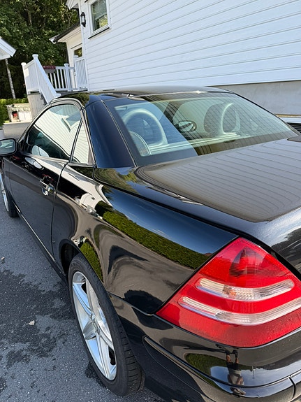 Mercedes-Benz SLK200 10 of 11