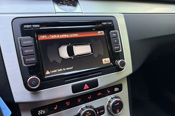 Volkswagen Passat Alltrack 17 of 20