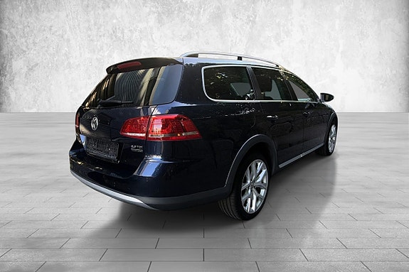 Volkswagen Passat Alltrack 5 of 20