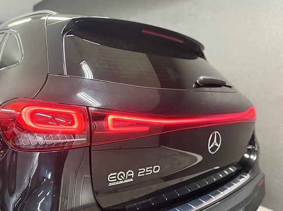 Mercedes-Benz EQA250 7 of 30