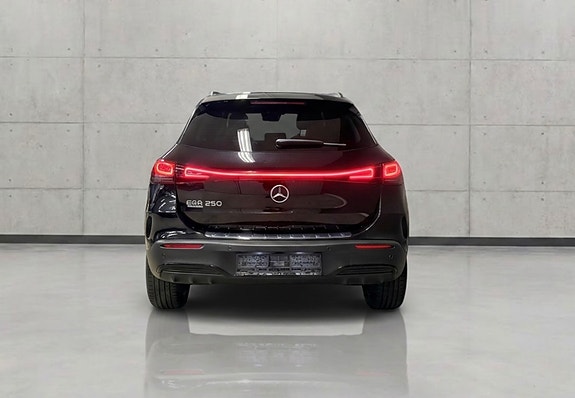 Mercedes-Benz EQA250 6 of 30