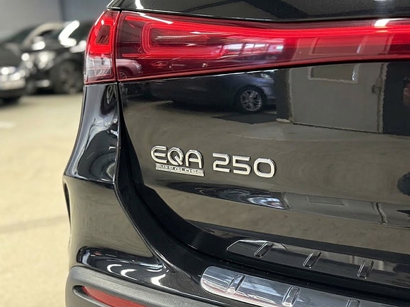 Mercedes-Benz EQA250 8 of 30
