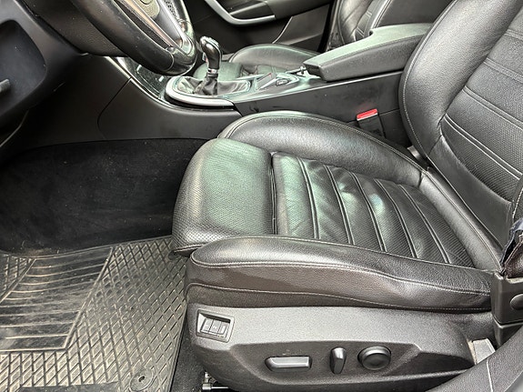Opel Insignia 8 of 9