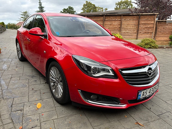 Opel Insignia 3 of 9