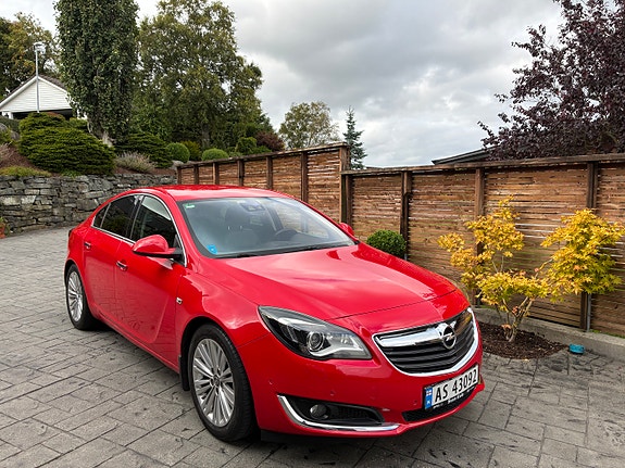 Opel Insignia 2 of 9