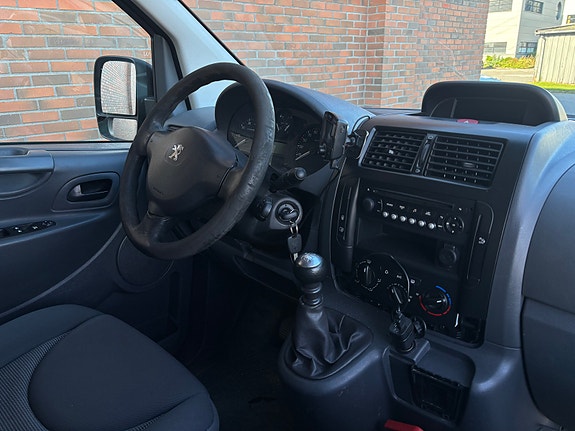 Peugeot Expert 17 of 30