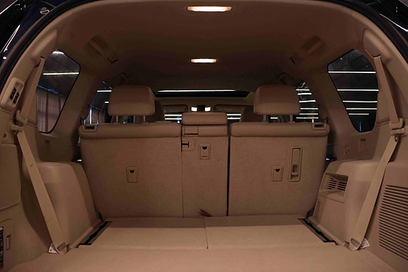 Toyota Land Cruiser 20 of 30