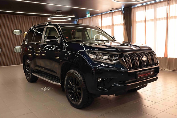 Toyota Land Cruiser 2 of 30
