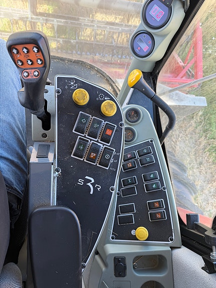 Massey Ferguson C8 12 of 17