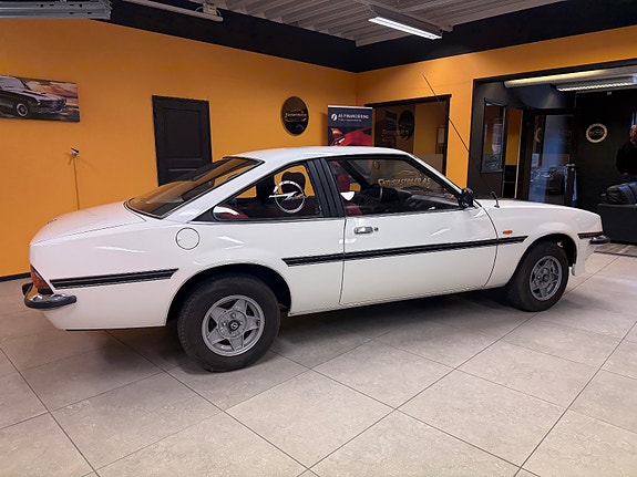 Opel Manta 3 of 22