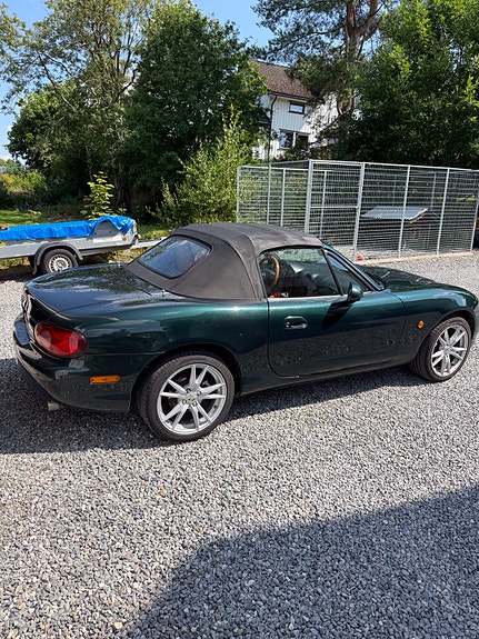 Mazda MX-5 3 of 10