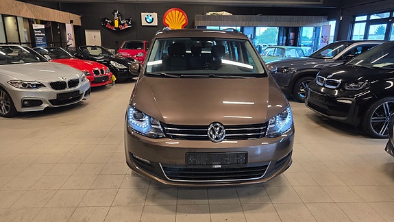 Volkswagen Sharan 3 of 30